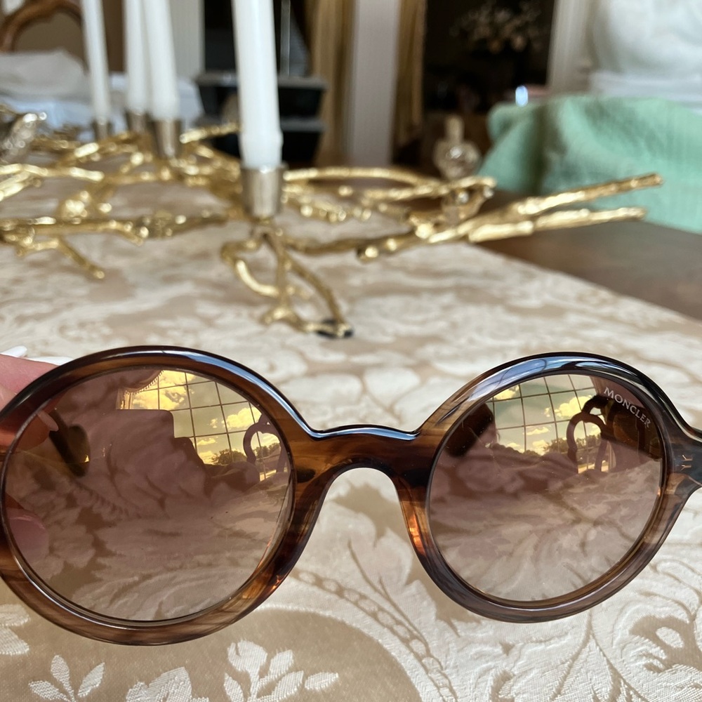 Moncler tortoise shell sunglasses - Picture 5 of 11